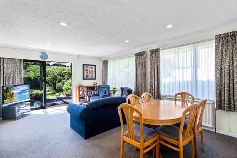 Photo of property in 32 Cruickshank Crescent, Rosedale, Invercargill, 9810