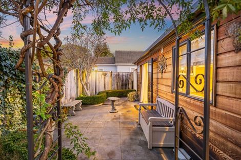 Photo of property in 51 Fraser Crescent, Elderslea, Upper Hutt, 5018