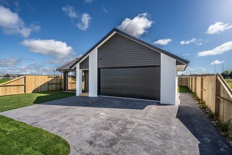 Photo of property in 9 One Haruru Street, Cambridge, 3493