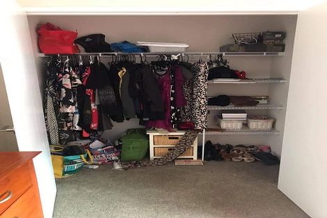 Photo of property in 4 Regiment Road, Papakura, 2110