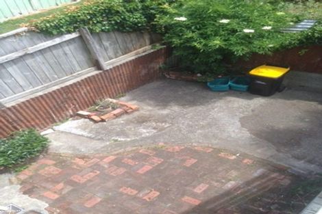 Photo of property in 10 Porritt Avenue, Mount Victoria, Wellington, 6011