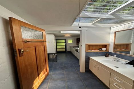 Photo of property in 12 Sylvan Glade, Piha, 0772