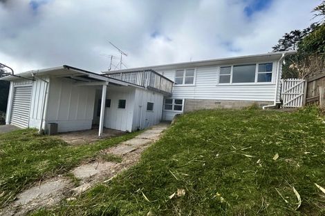 Photo of property in 392 Glenfield Road, Glenfield, Auckland, 0629