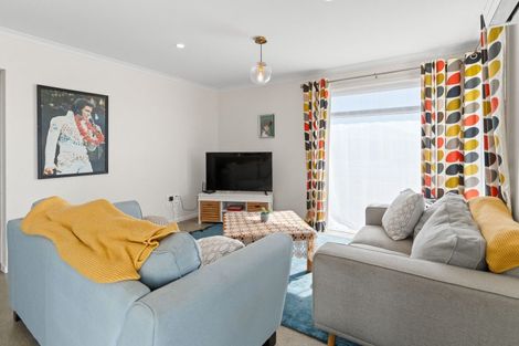 Photo of property in 2 Stoneleigh Drive, Solway, Masterton, 5810