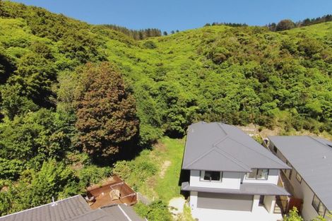 Photo of property in 60 Peterhouse Street, Tawa, Wellington, 5028