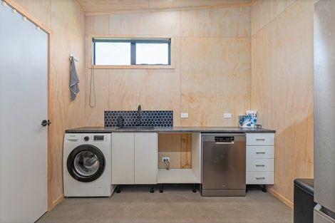 Photo of property in 5 Riria Way, Matarangi, 3592