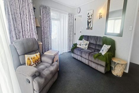 Photo of property in 50 Harris Street, Marton, 4710