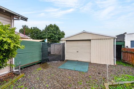 Photo of property in 16 Hessey Street, Masterton, 5810