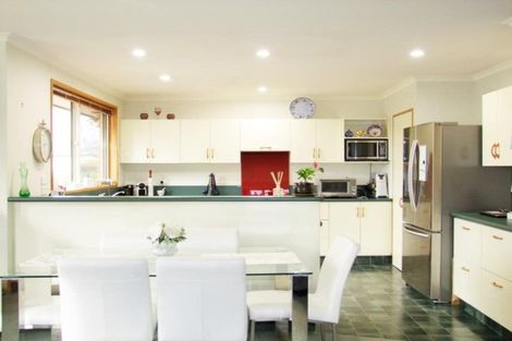 Photo of property in 11 Melville Avenue, Milton, 9220