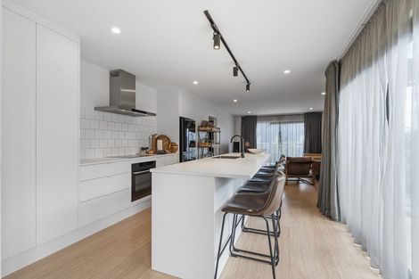 Photo of property in 25a Hereford Street, West End, Palmerston North, 4410