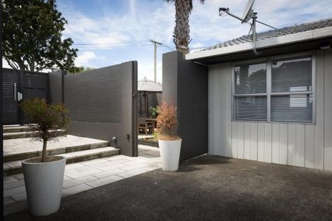 Photo of property in 1/8 George Street, Mount Eden, Auckland, 1024