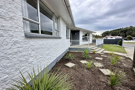 Photo of property in 38 Paisley Street, Kew, Invercargill, 9812