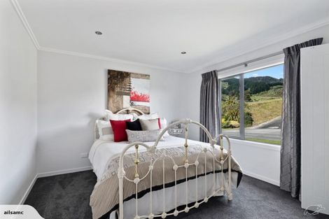 Photo of property in 2 Sandridge Terrace, Pohara, Takaka, 7183