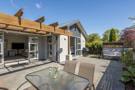 Photo of property in 30 John Campbell Crescent, Hillmorton, Christchurch, 8024