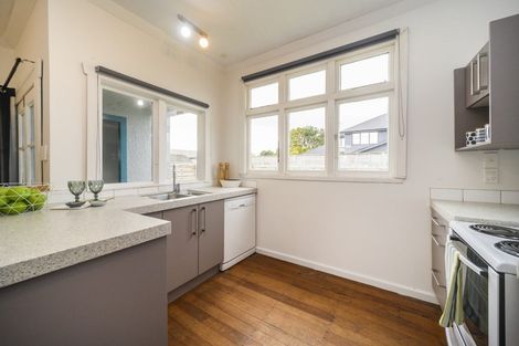 Photo of property in 11a Jensen Street, Hokowhitu, Palmerston North, 4410