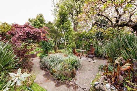 Photo of property in 9 Rosalie Terrace, Kelvin Grove, Palmerston North, 4414