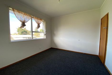 Photo of property in 29a-c Point England Road, Point England, Auckland, 1072