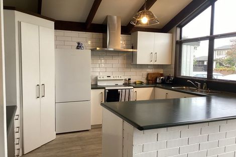Photo of property in 6 Donegal Crescent, Tamatea, Napier, 4112
