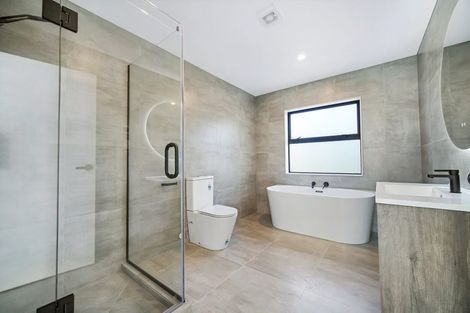 Photo of property in 4 Pleasant Way, Matakatia, Whangaparaoa, 0930