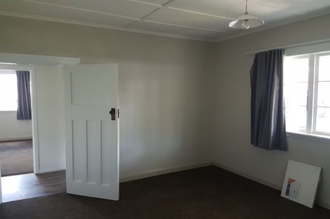 Photo of property in 15 Seddon Street, Wallaceville, Upper Hutt, 5018