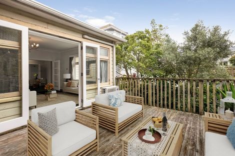 Photo of property in 275 Adelaide Road, Newtown, Wellington, 6021