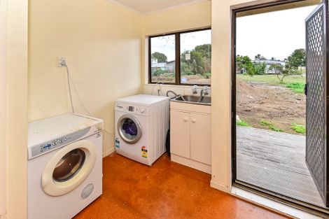 Photo of property in 12 Sturdee Road, Manurewa, Auckland, 2102
