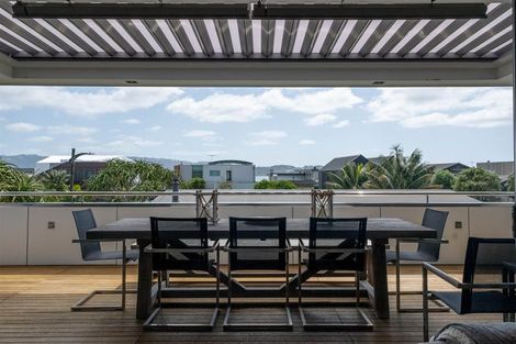 Photo of property in 32 Taumata Road, Omaha, 0986