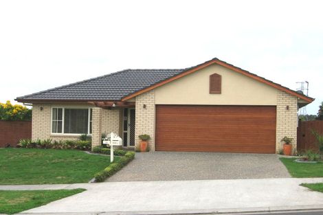 Photo of property in 30 Rush Creek Drive, Westgate, Auckland, 0614
