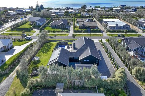 Photo of property in 6 Cape Grove, Haumoana, 4180