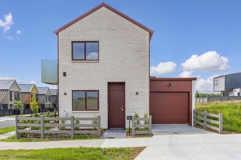 Photo of property in 55 Maungakaraka Road, Karaka, 2580