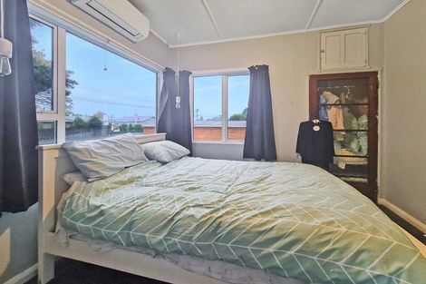 Photo of property in 213 Carrington Street, Vogeltown, New Plymouth, 4310