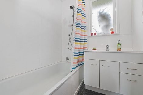 Photo of property in 82 Mallard Drive, Selwyn Heights, Rotorua, 3015