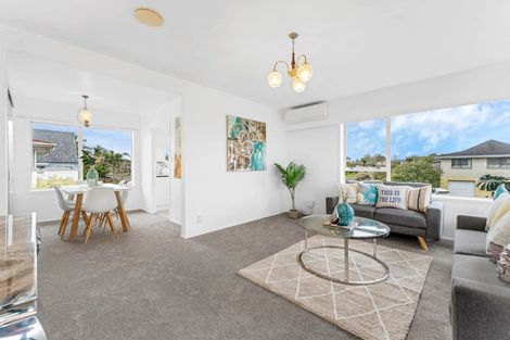 Photo of property in 1/60 Stanniland Street, Sunnyhills, Auckland, 2010