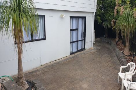 Photo of property in 2/40 Bayview Road, Bayview, Auckland, 0629