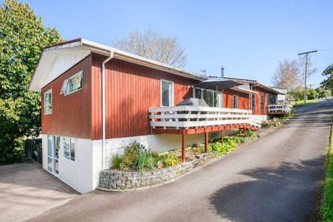 Photo of property in 96b Grand Vue Road, Kawaha Point, Rotorua, 3010