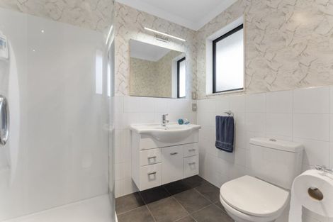 Photo of property in 10 Rodeo Drive, Kelvin Grove, Palmerston North, 4414