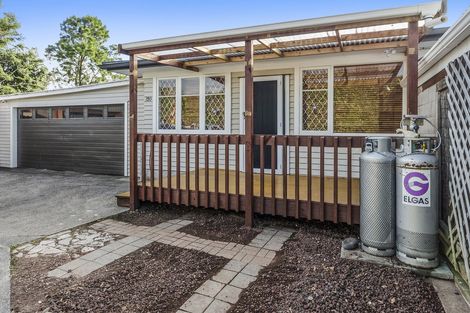 Photo of property in 230a Pakuranga Road, Pakuranga Heights, Auckland, 2010