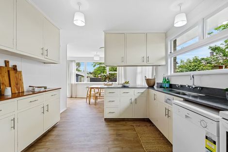 Photo of property in 250 Condell Avenue, Papanui, Christchurch, 8053