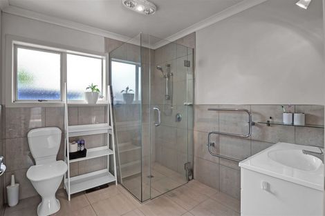 Photo of property in 7a Dives Avenue, Hawera, 4610