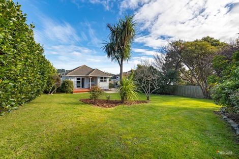 Photo of property in 7 Chaffey Crescent, Titahi Bay, Porirua, 5022