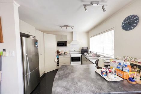 Photo of property in 2/42 Galvan Avenue, Sunnyhills, Auckland, 2010