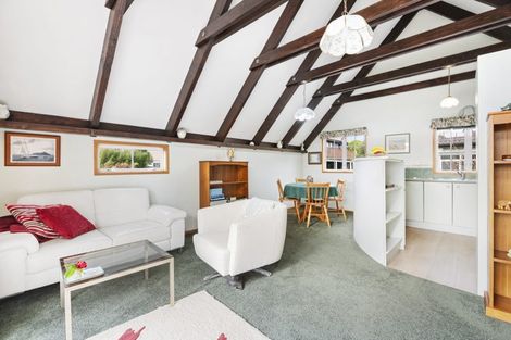 Photo of property in 32 Corunna Road, Milford, Auckland, 0620