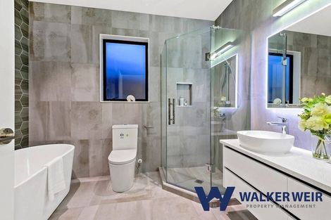 Photo of property in 19 Syd Grant Crescent, Orewa, 0931