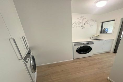 Photo of property in 2/24 Hattaway Avenue, Bucklands Beach, Auckland, 2012