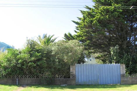 Photo of property in 45 Karewa Parade, Papamoa Beach, Papamoa, 3118