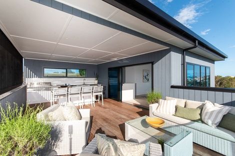 Photo of property in 19 Hospital Terrace, Hospital Hill, Napier, 4110