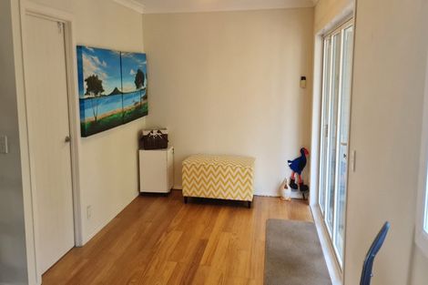 Photo of property in 3/7 Belle Verde Drive, Sunnynook, Auckland, 0630