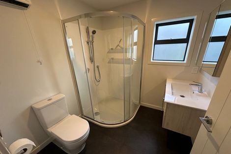 Photo of property in 34 Epic Way, Newlands, Wellington, 6037