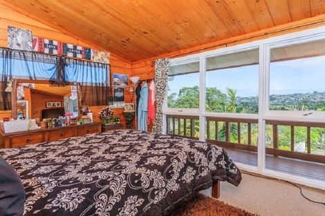 Photo of property in 60 Carlisle Road, Browns Bay, Auckland, 0630