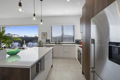 Photo of property in 75a Pendarves Street, New Plymouth, 4310